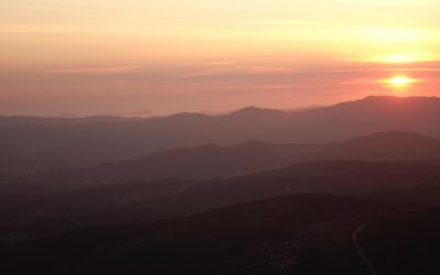 Ayuno intermitente y toma de tierra para facilitar el cambio